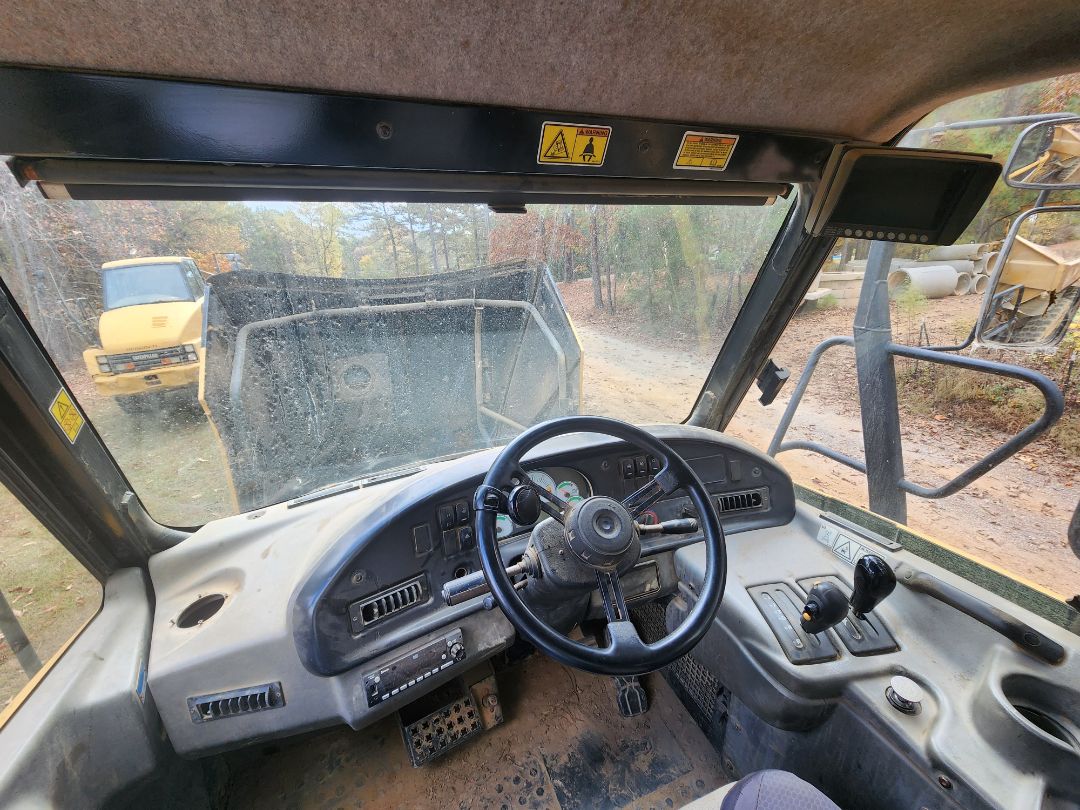 2012 CATERPILLAR 725 - Image 22